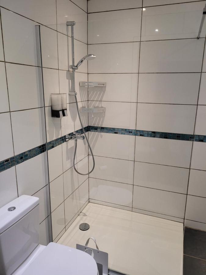 Saint-Julien-de-Peyrolas Appartement Tout Equipe En Rez-De-Jardin Entre Gard Et Ardeche מראה חיצוני תמונה