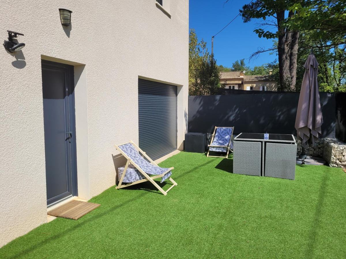 Saint-Julien-de-Peyrolas Appartement Tout Equipe En Rez-De-Jardin Entre Gard Et Ardeche מראה חיצוני תמונה