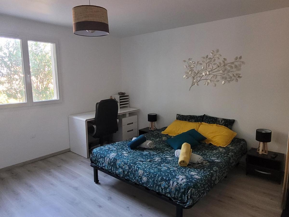 Saint-Julien-de-Peyrolas Appartement Tout Equipe En Rez-De-Jardin Entre Gard Et Ardeche מראה חיצוני תמונה