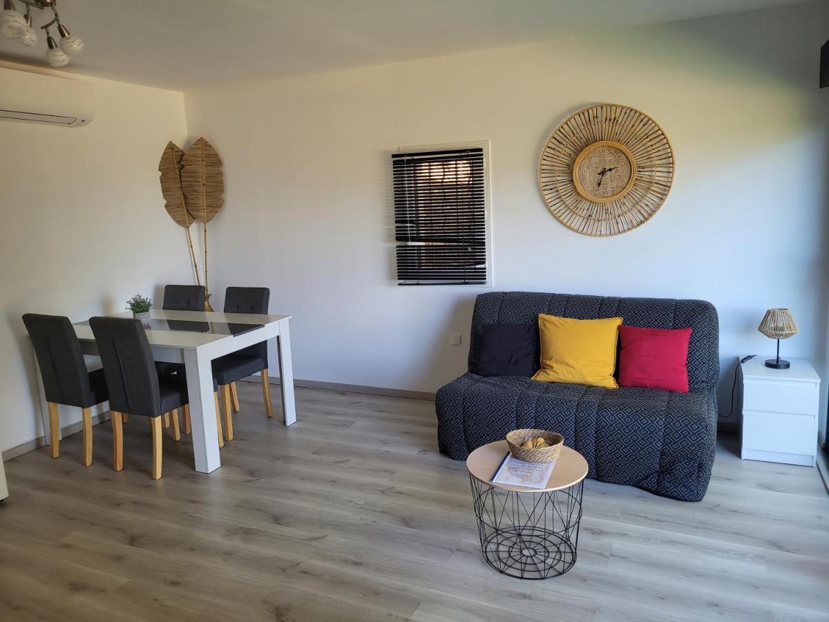 Saint-Julien-de-Peyrolas Appartement Tout Equipe En Rez-De-Jardin Entre Gard Et Ardeche מראה חיצוני תמונה